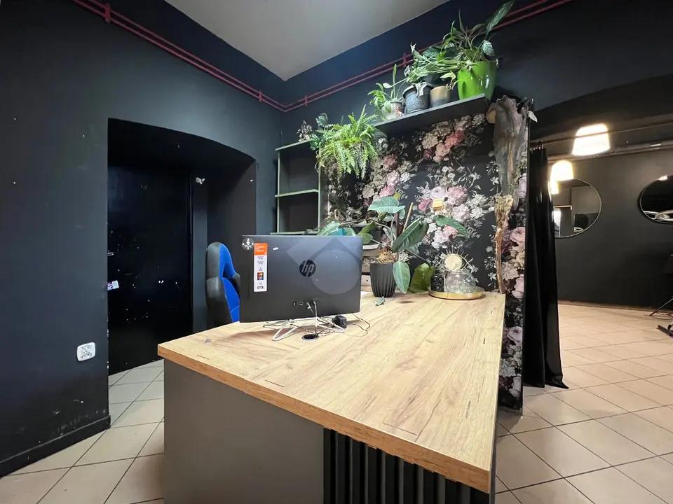 Lokal pod studio tatuażu w centrum - ul. Basztowa – Kraków