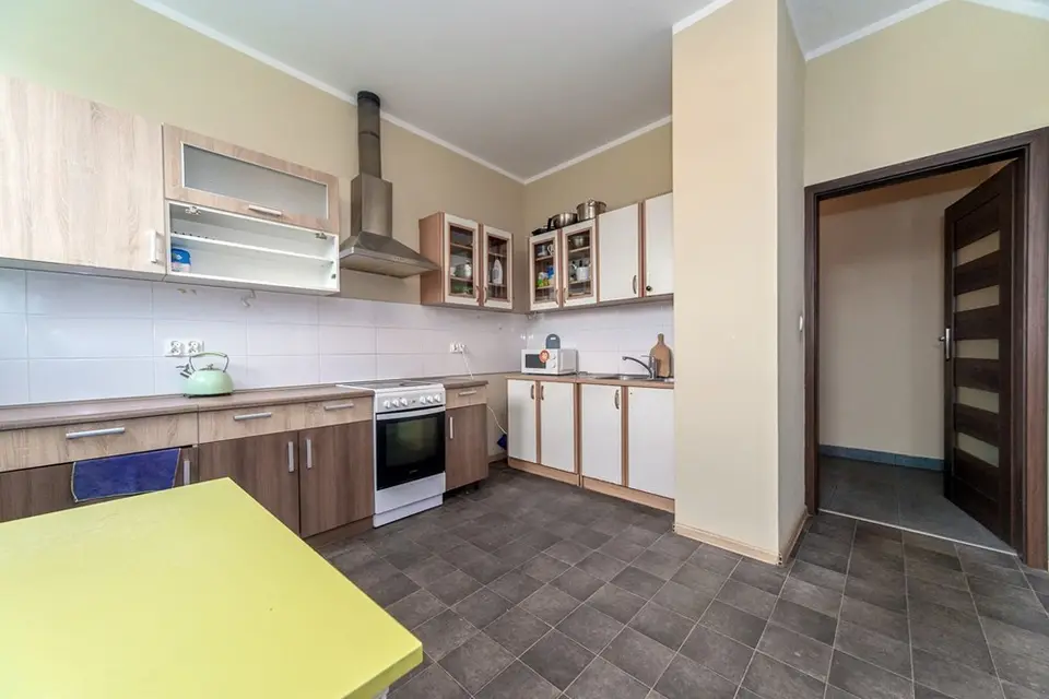 🏡 Duży dom inwestycyjny | 2 niezależne części | 482 m² 📍 Pogórze, gm.
