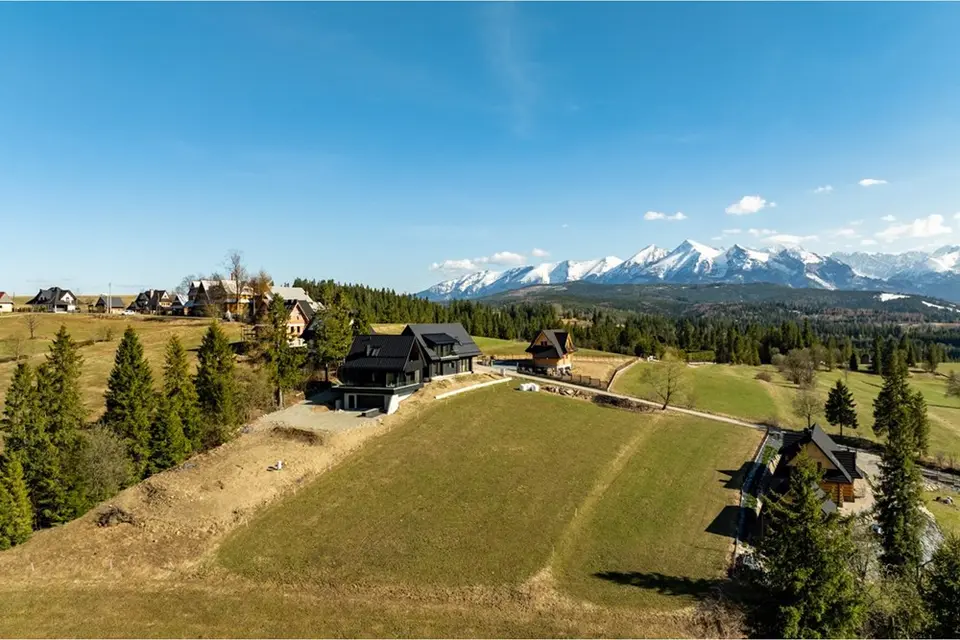 Rzepiska Potok Grocholów, Małopolska Cisza, natura i spektakularna panorama gór.