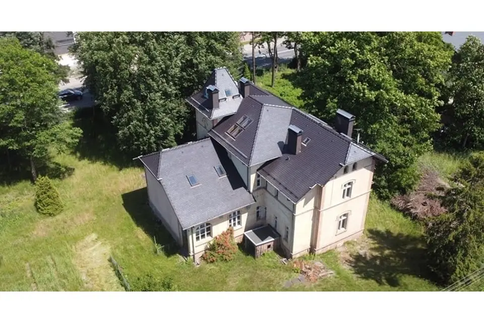 Rezydencja – Zawadzkie