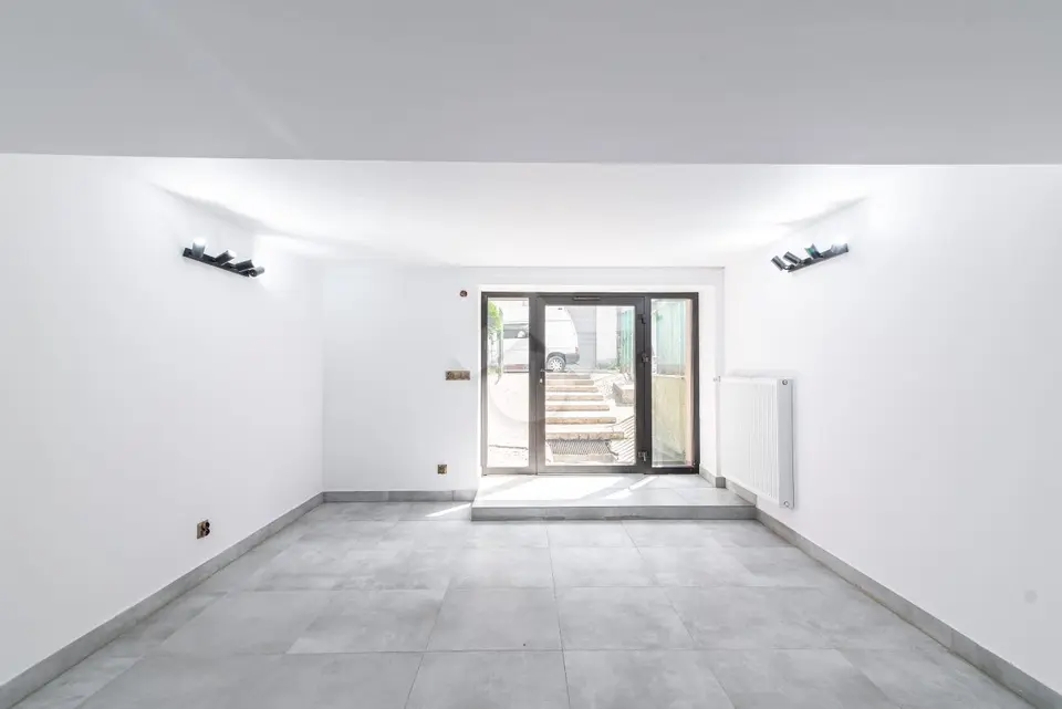 Sarmacka | lokal użytkowy | dostępny od zaraz | po remoncie | 45 m2 – Kraków