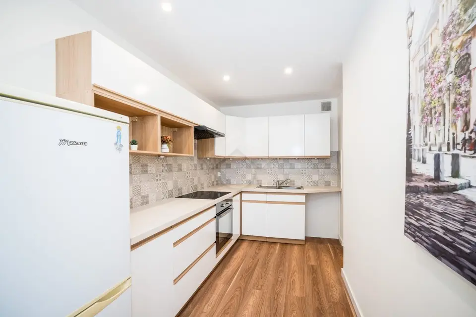 1 piętro I balkon I 2 pokoje I 48,28m2 I po remoncie – Kraków
